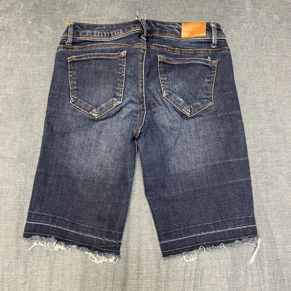 Boom Boom Jeans Bermuda Shorts Womens 28 Blue Mid Rise Medium Wash Frayed Hem